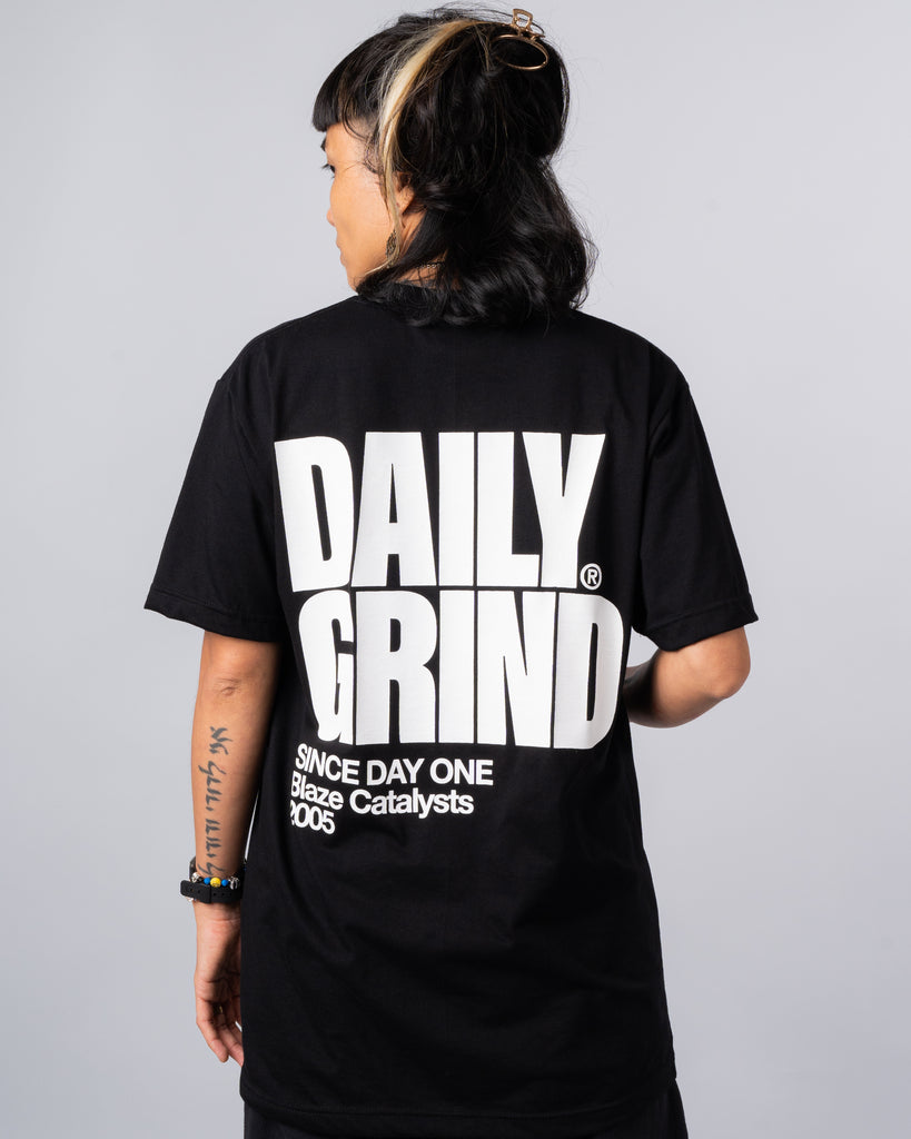 DAILY GRIND BLAZE TSHIRT BLACK