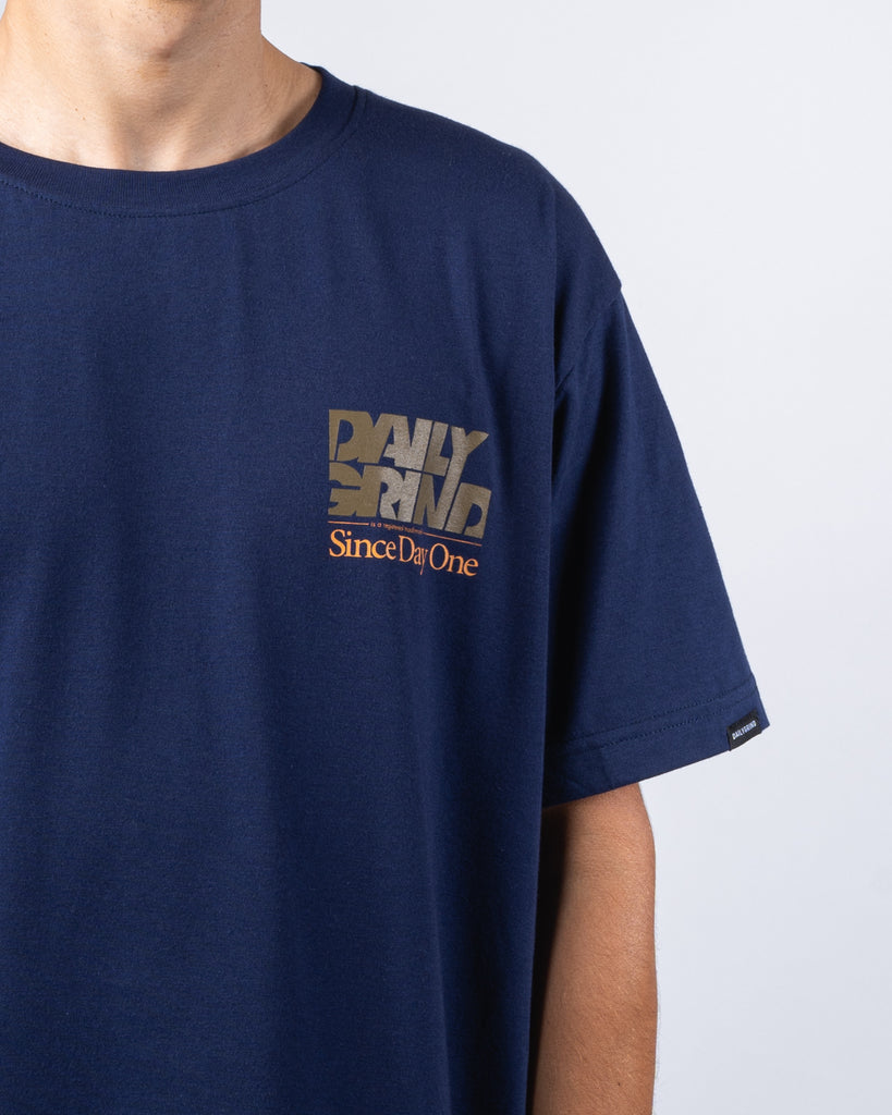 DAILY GRIND SHEAR TSHIRT NAVY BLUE