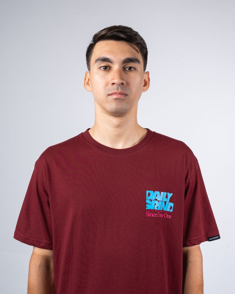 DAILY GRIND SHEAR TSHIRT MAROON