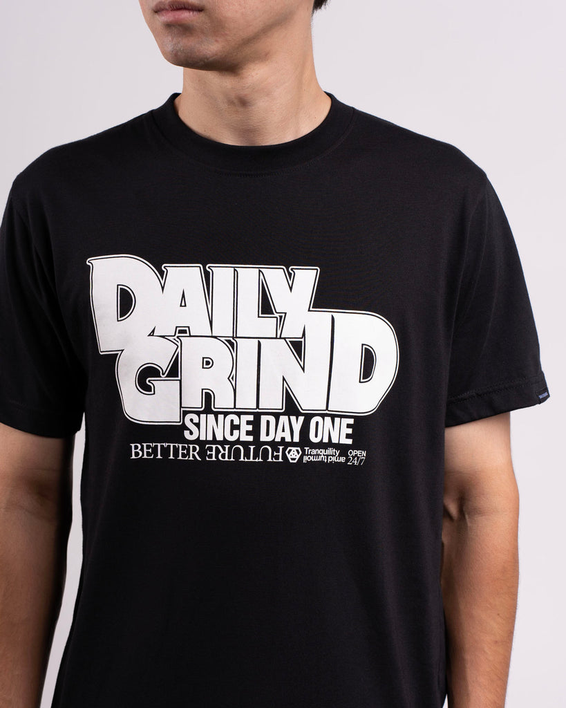 DAILY GRIND TRANQUILITY TSHIRT BLACK