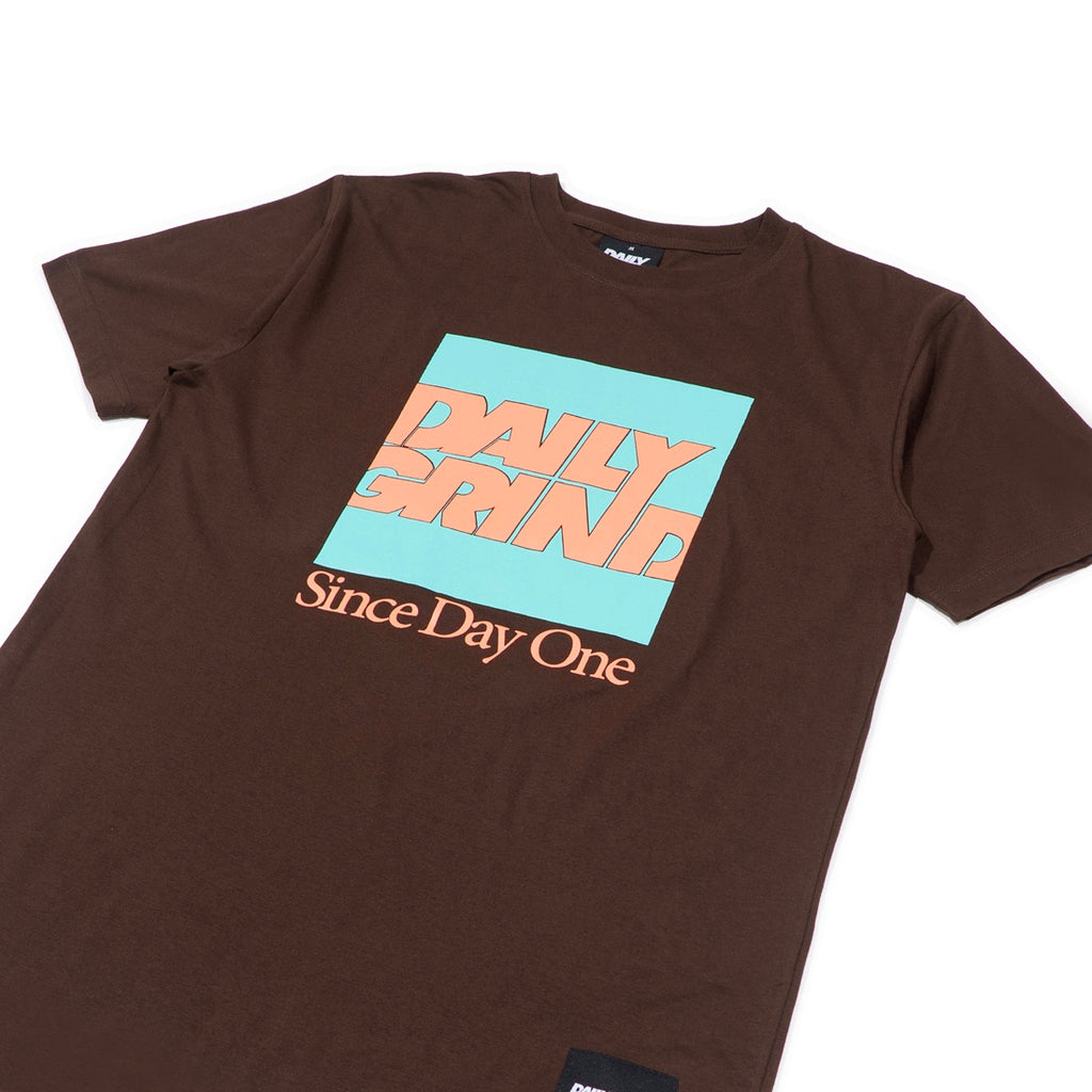 DAILY GRIND CRISP TSHIRT BROWN