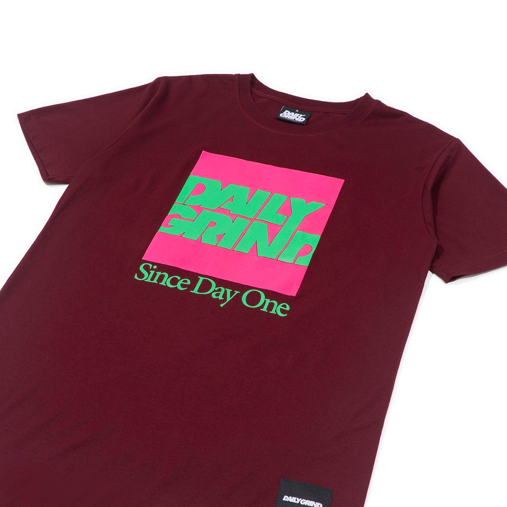 DAILY GRIND CRISP TSHIRT MAROON