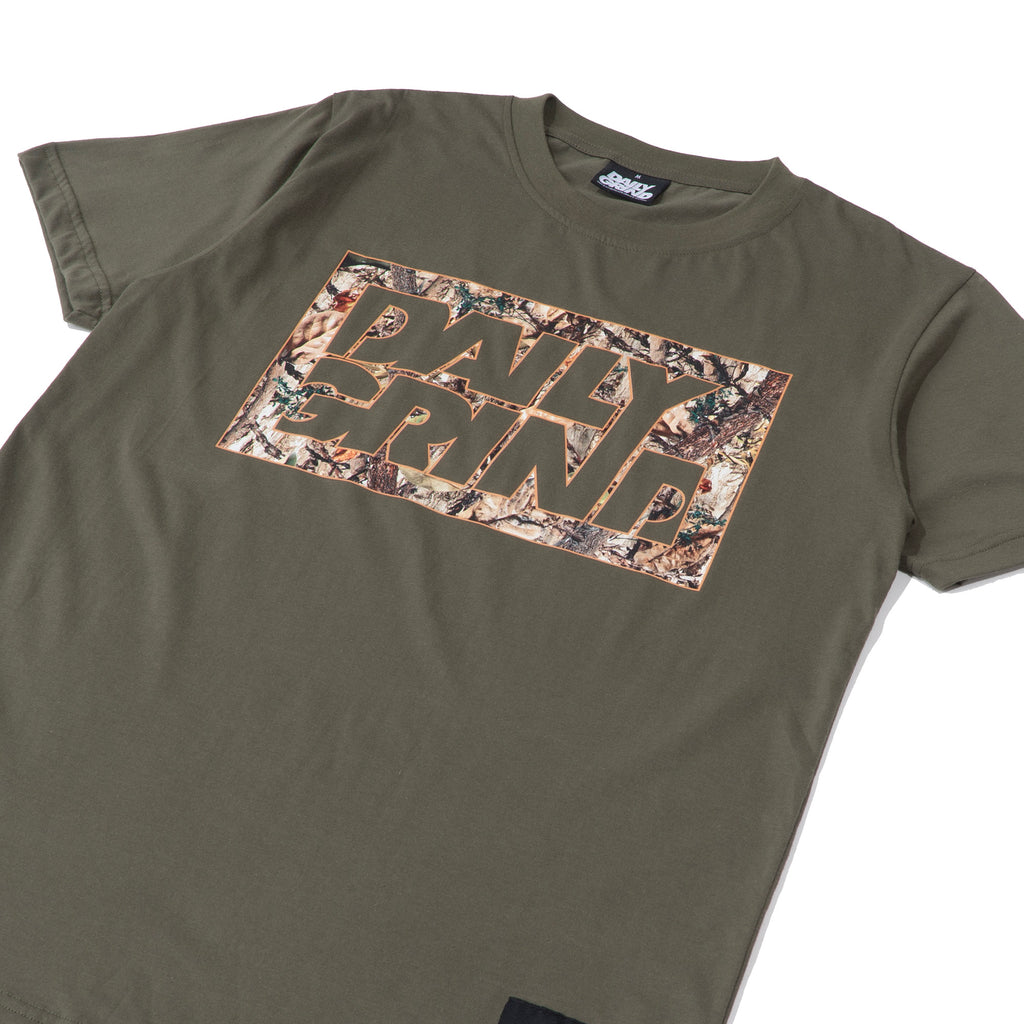 DAILY GRIND SHEAR CASE BRANCH OUT TSHIRT DARK FATIGUE