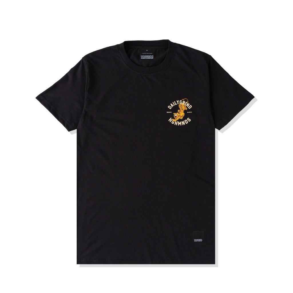 HGHMNDS X DAILYGRIND STEADFAST TSHIRT BLACK