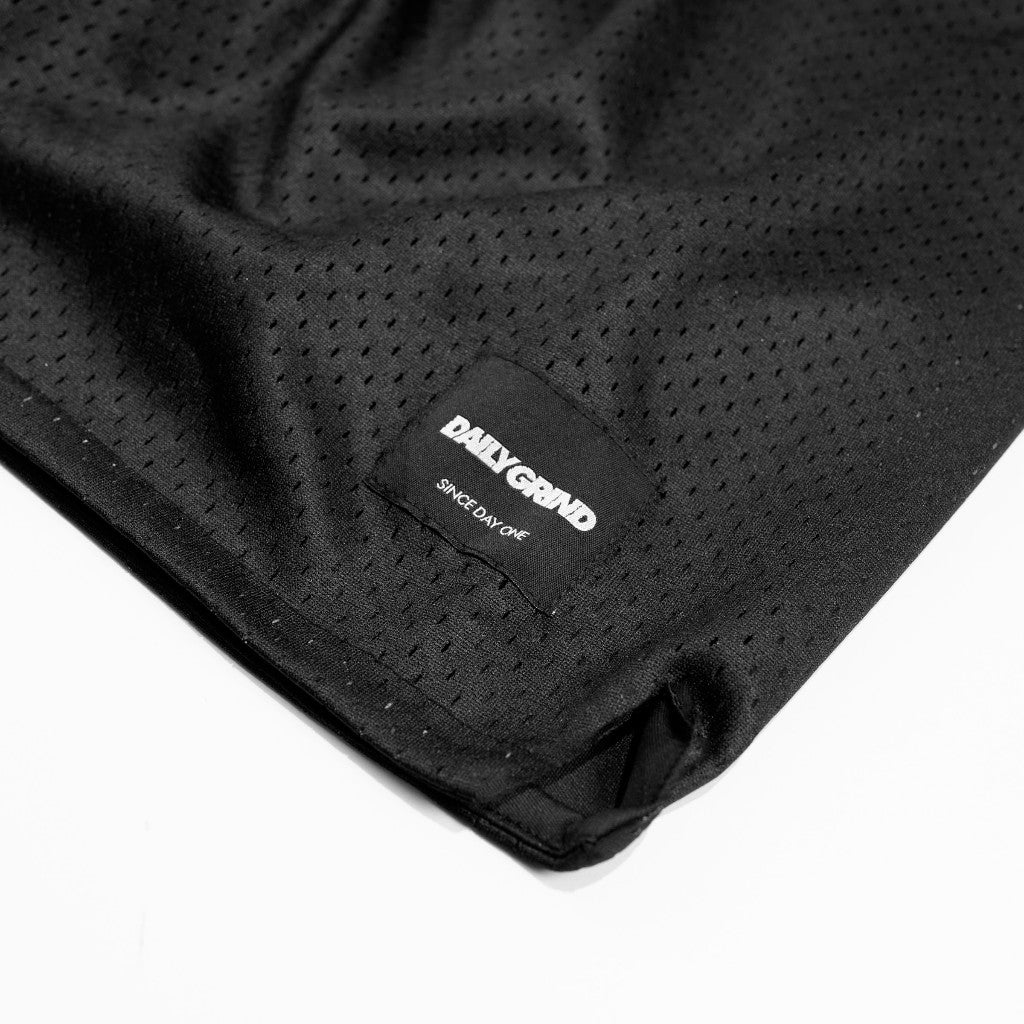 DAILY GRIND PLAYMAKER SHORTS BLACK