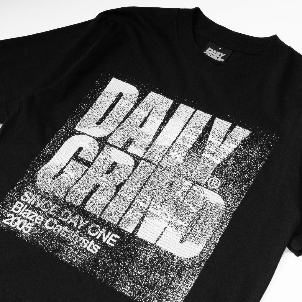 DAILY GRIND GLITCH TSHIRT BLACK