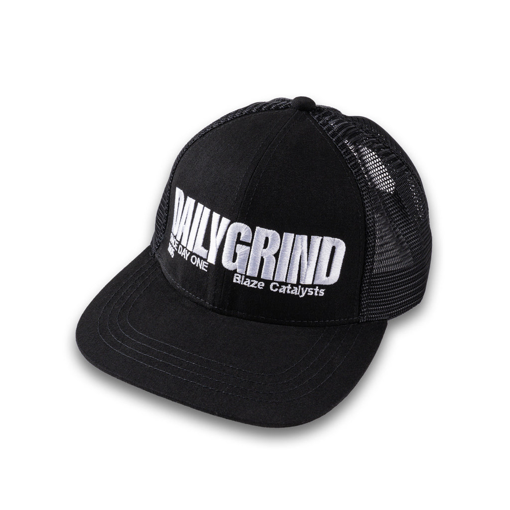 DAILY GRIND BLAZE TRUCKER CAP BLACK