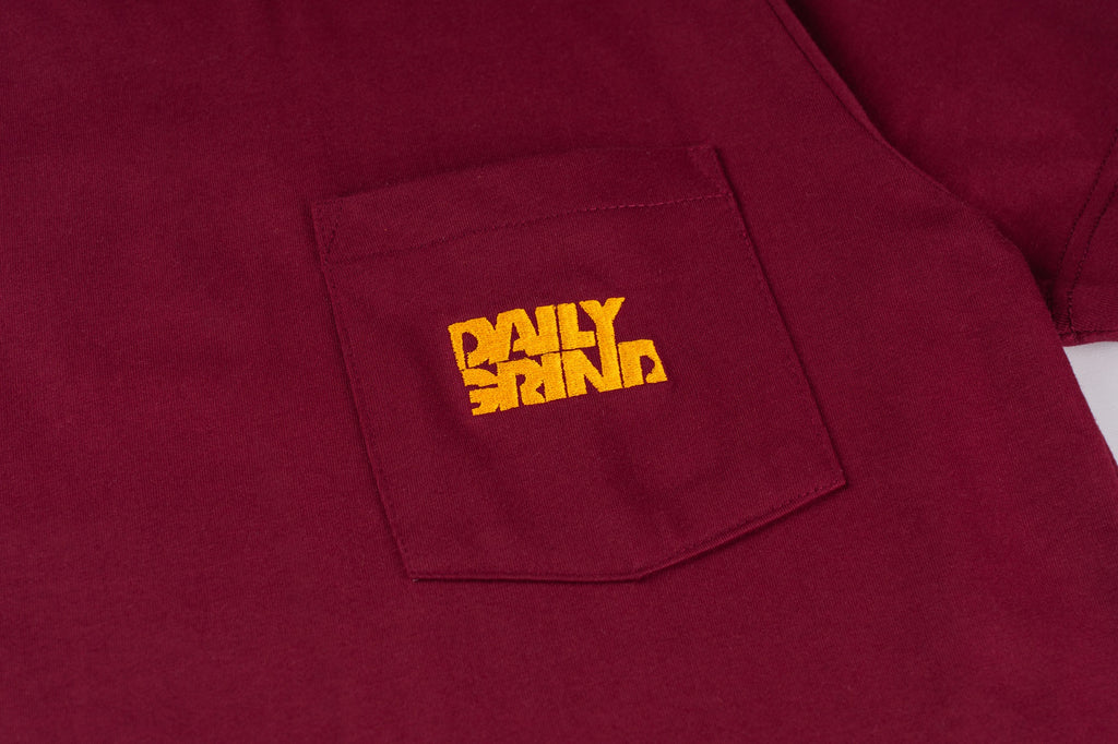 DAILY GRIND SHEAR POCKET TEE EMBRO MAROON